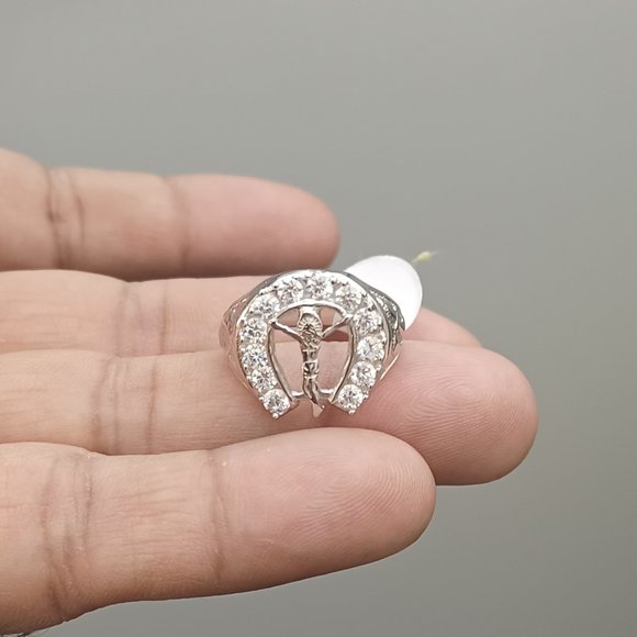 925 Sterling Silver Ring size 9